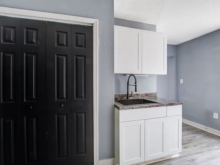2307 S Fraser St — Photo 39