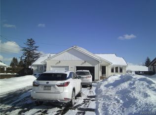 540 Davison Rd, Lockport, NY 14094