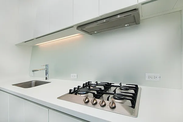 Rented by NOVO | media 54