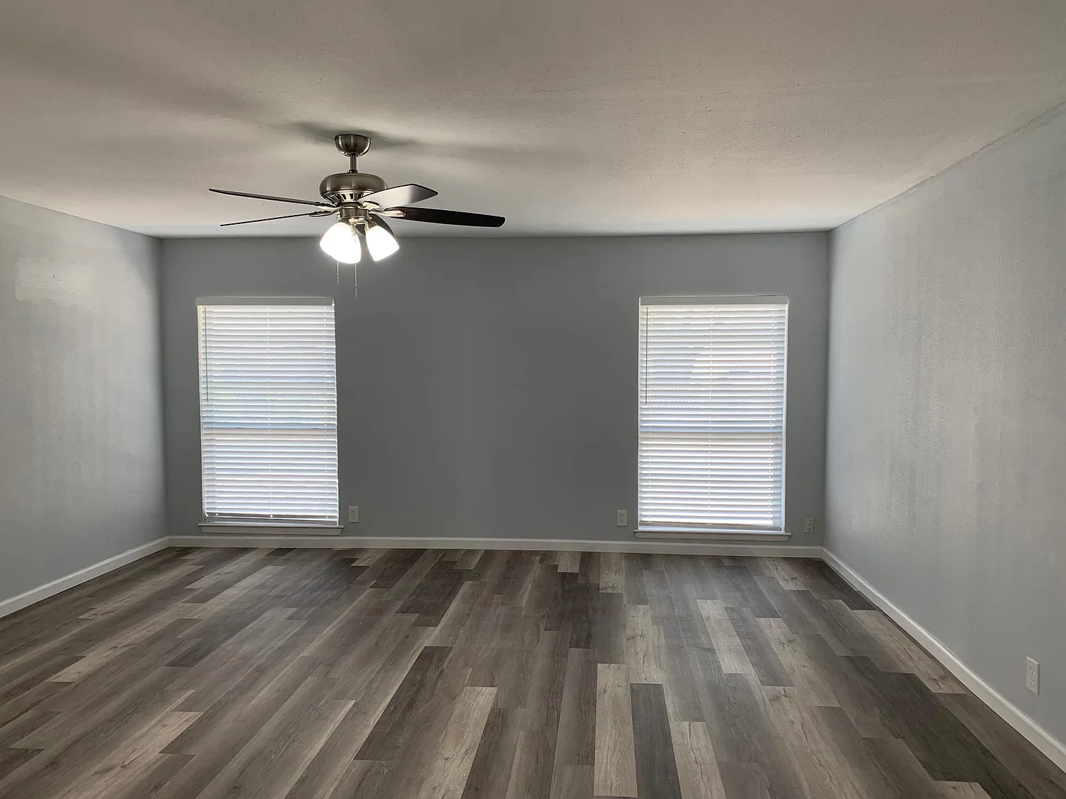 3 bed, 1281 sqft, $1,460 — Photo 3