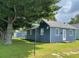 340 N Sherman St, Girard, IL