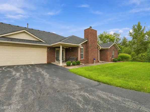 5222 Sand Wood Ln, Louisville, KY 40272