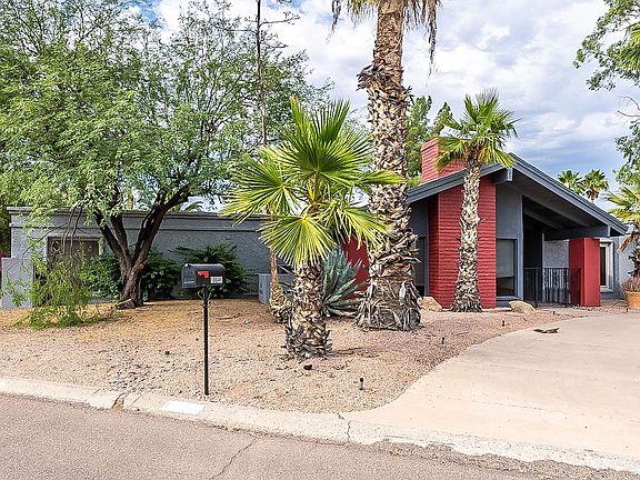 2nd image of 10646 N Indian Wells Dr