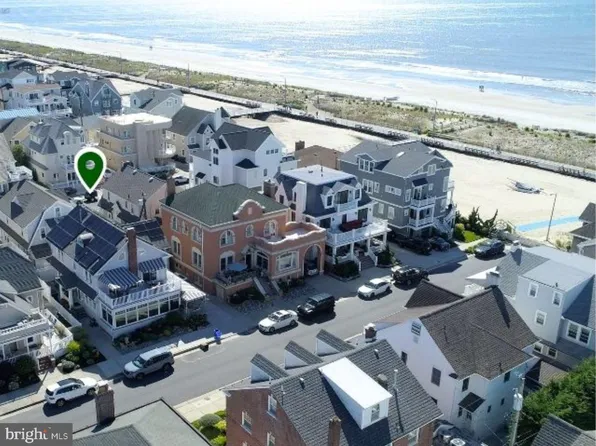 105 S Fredericksburg Ave, Ventnor, NJ 08406