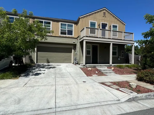 2021 Ravello Way, Santa Rosa, CA 95403