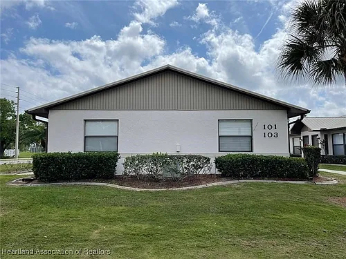 103 Villaway Photo 1