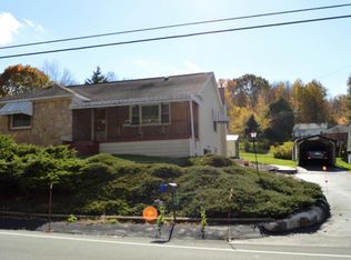 821 Lakeland Dr, Scott Township, PA 18447