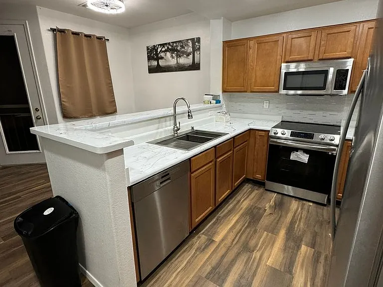 1886 E Don Carlos Ave #156 — Photo 7