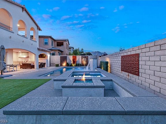3rd image of 450 Beautiful Hill Ct