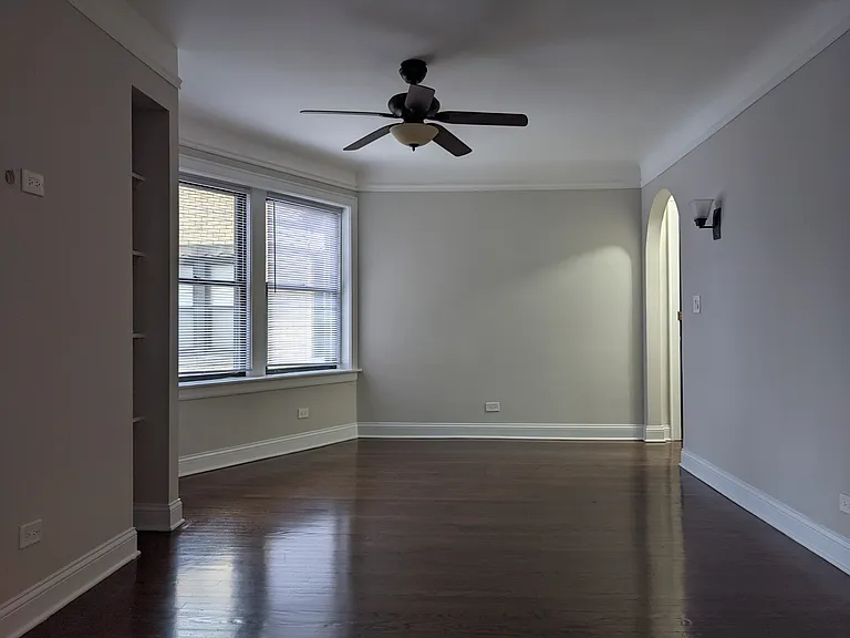 4350-58 N. Cicero Ave/4801-13 W. Montrose Ave — Photo 10