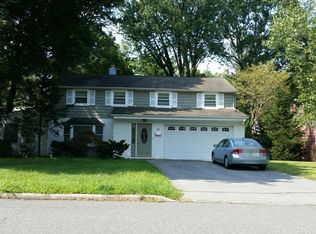 26 Duncan St, Waldwick, NJ 07463