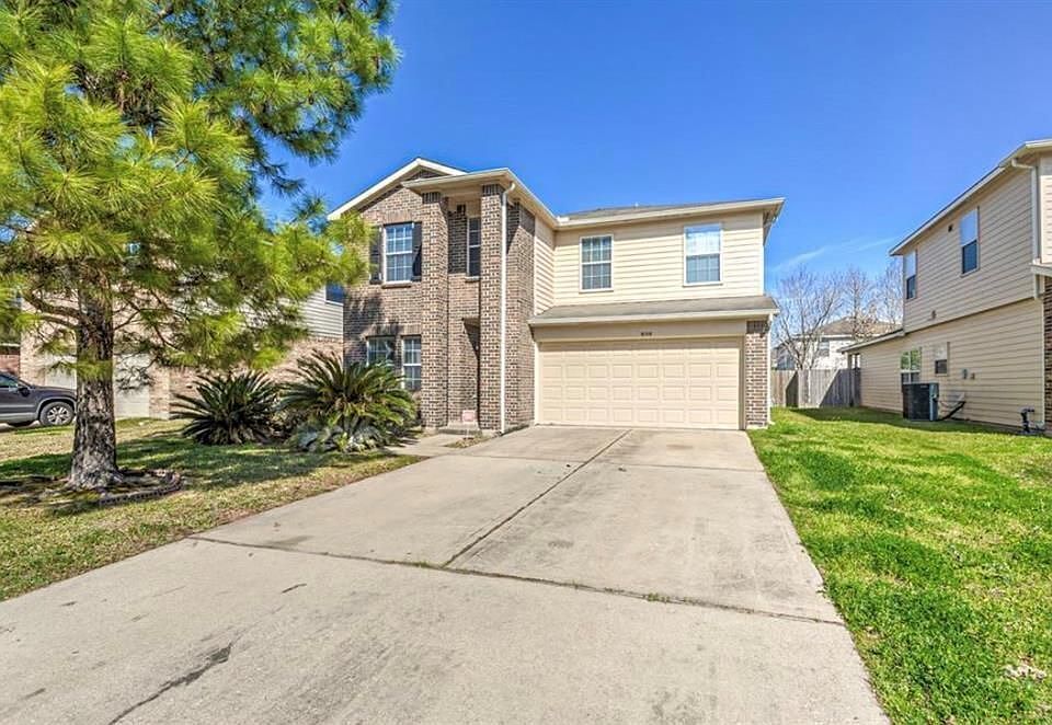 1st image of 18318 Meandering Meadow Ln