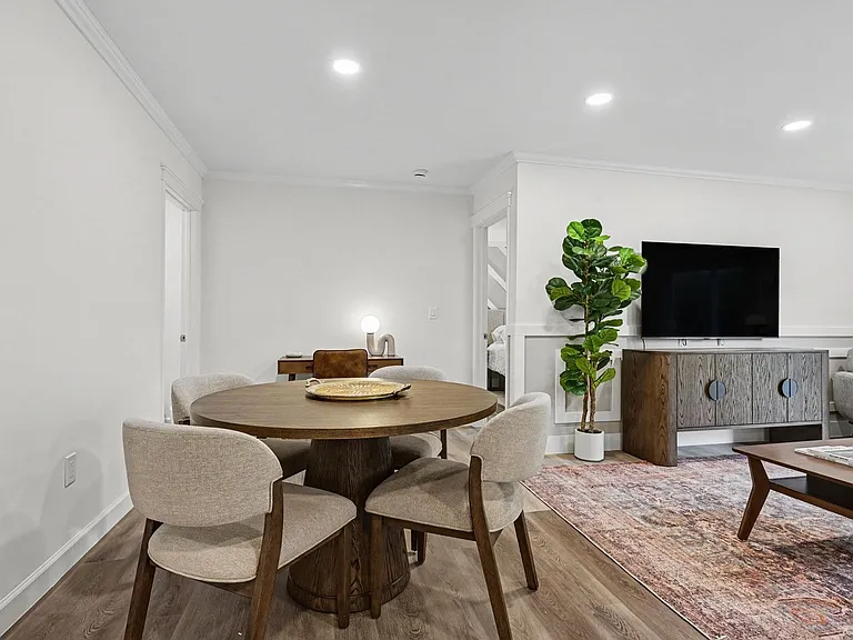 2064 Thimble Creek Dr — Photo 5
