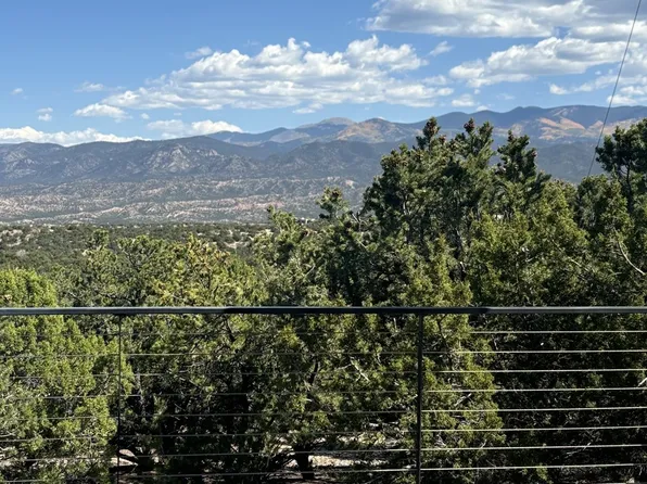2 San Rafael Dr, Santa Fe, NM 87506