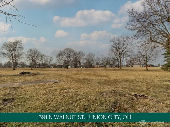 591 N Walnut St, Union City, OH 45390