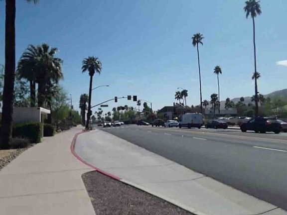 Exterior Neighborhood (street photo)