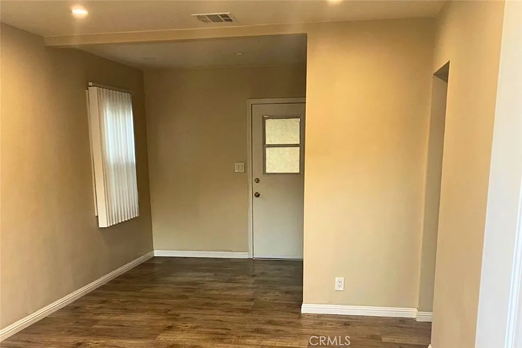 1 bed, 530 sqft, $1,800 — Photo 2