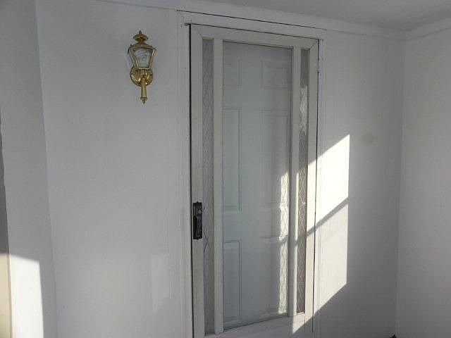 1st image of 4419 W 139th St