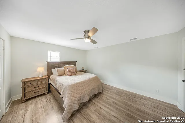 509 W Mistletoe Ave — Photo 20