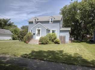 214 W Alcott Ave, Fergus Falls, MN 56537
