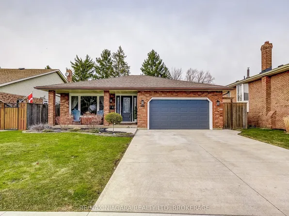 104 Whiteoak Cres, Welland, ON L3C 6E6