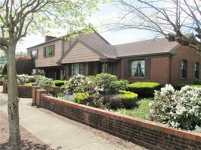 117 Coolidge Ave photo 1