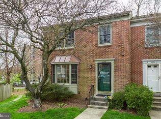 2278 Cartbridge Rd, Falls Church, VA 22043