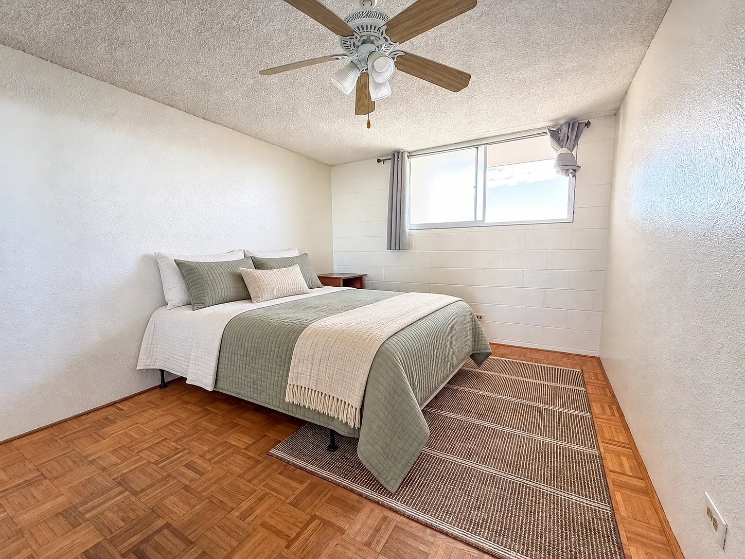1 bed, 413 sqft, $2,100 — Photo 2