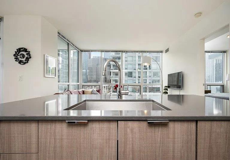 128 2nd St SW #808 — Photo 9
