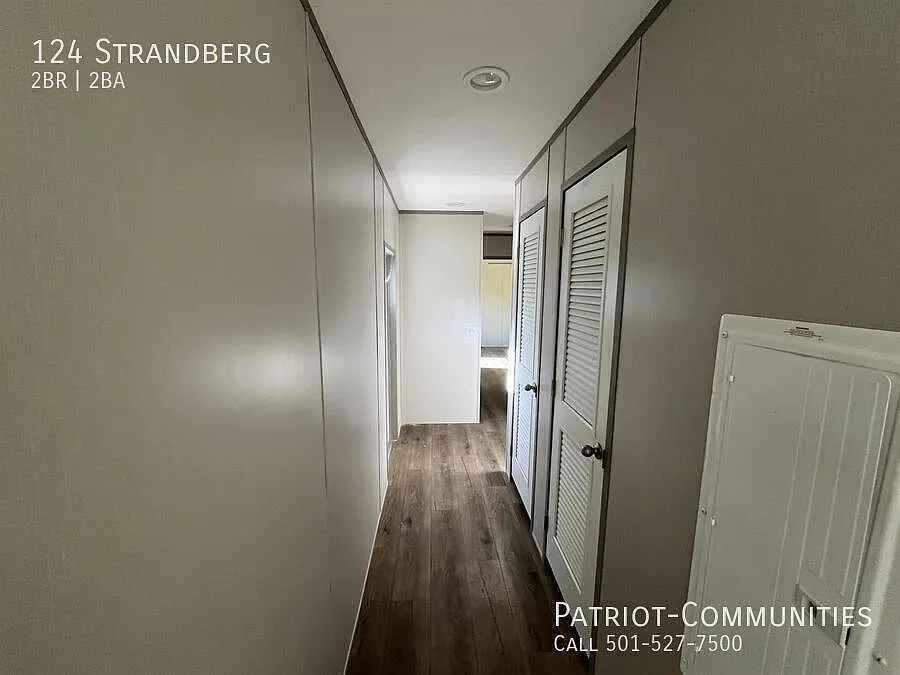 2 bed, $1,100 — Photo 4