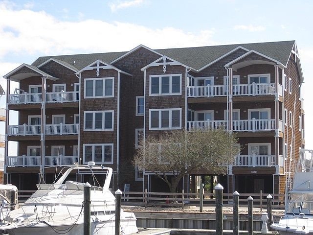 1st image of 806 S Bay Club Dr #806