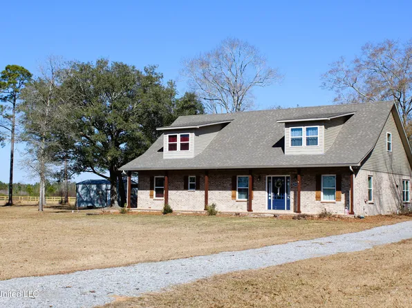 24023 Robert E Lee Rd, Lucedale, MS 39452