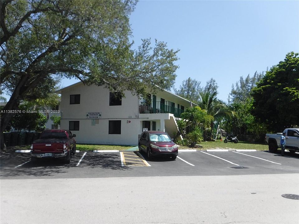 1st image of 1028 NE 39th Dr APT 3