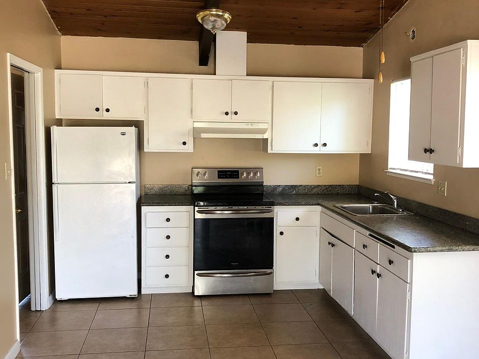 1st image of 126 Maher Ct