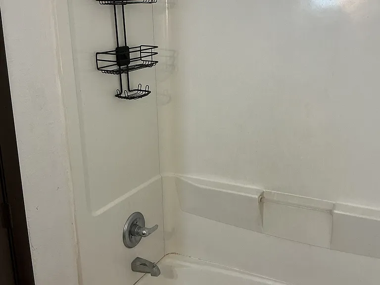 apt in Cross Lanes — Photo 31