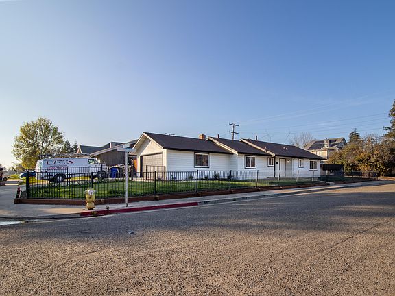 2nd image of 460 E Oak Avenue