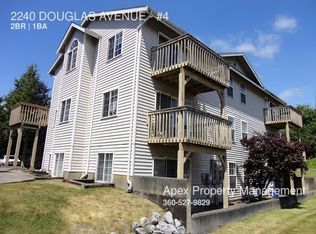 2240 Douglas Ave APT 4, Bellingham, WA 98225