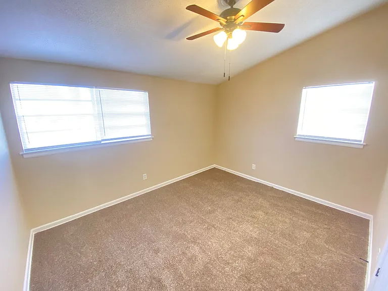 2267 Pueblo Ave — Photo 2