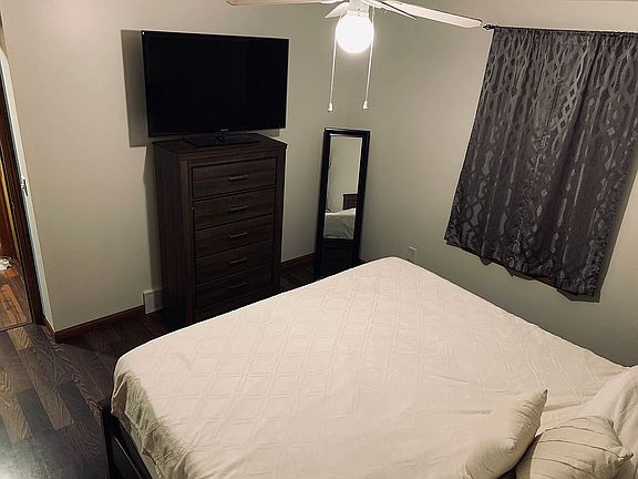 3rd image of 7728 Primrose Dr