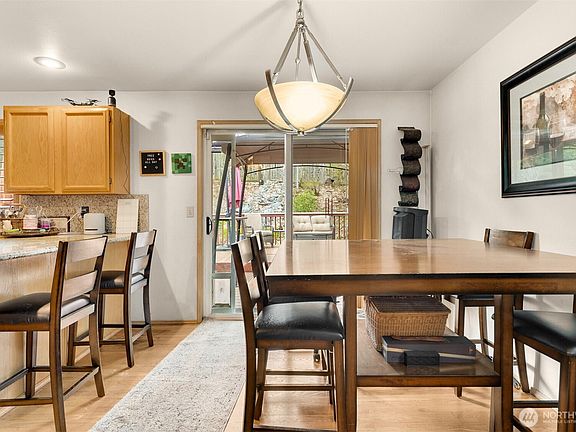 5th image of 836 SW 345th Street