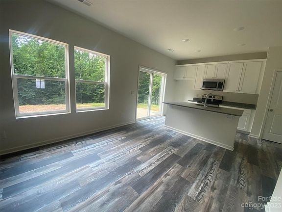 4th image of 134 Brook Creek Dr #63