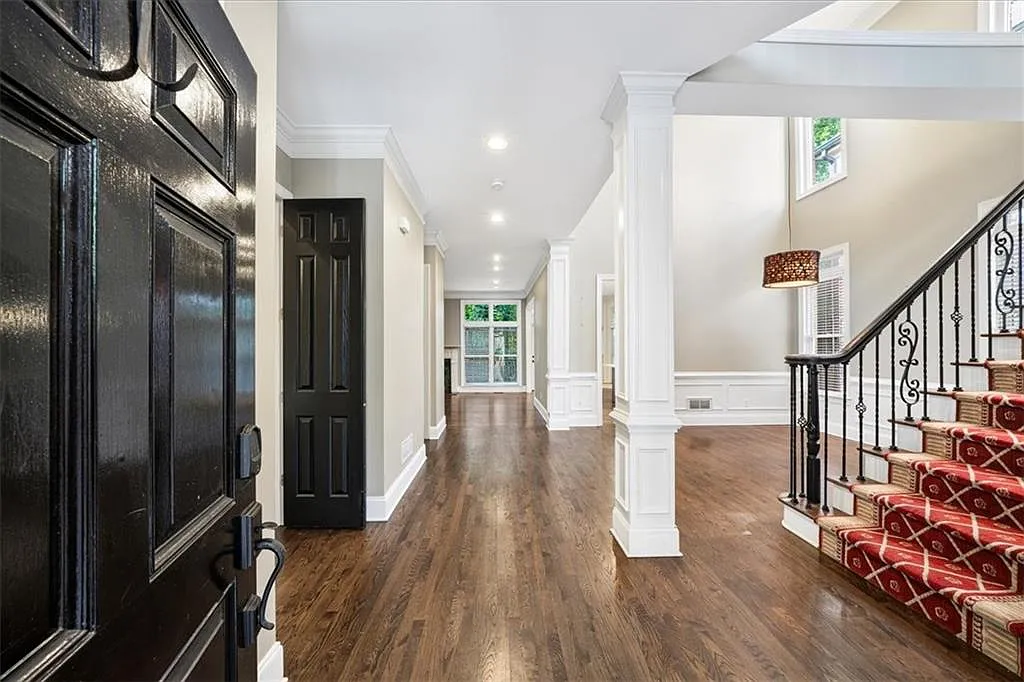 4 bed, 4.0 bath, 3441 sqft, $4,750 — Photo 4