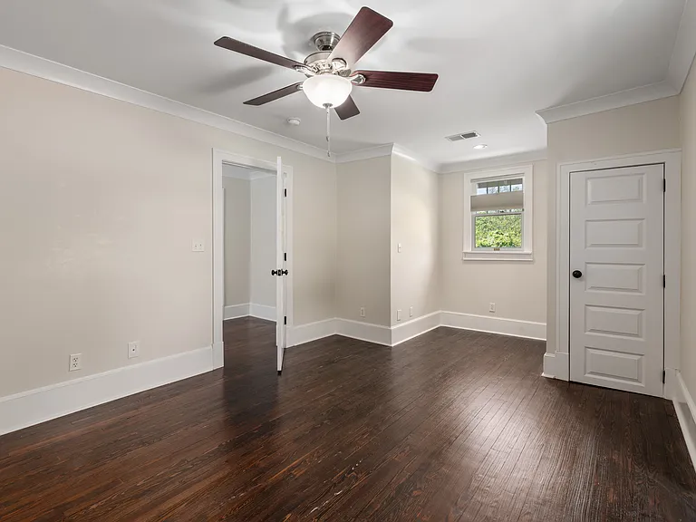 421 Heathcliff St — Photo 25