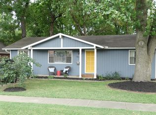 404 NW 3rd St, Bentonville, AR 72712