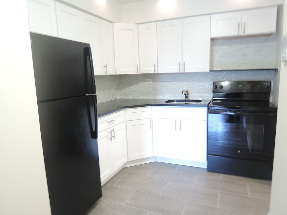 1st image of 3134 29th St
