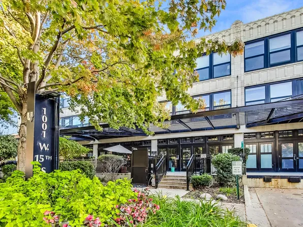 1001 W 15th St Unit 241, Chicago, IL 60608