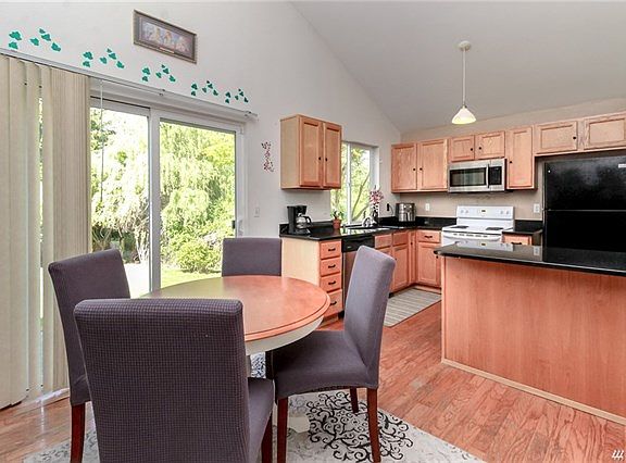 5th image of 12106 SE 314th Pl