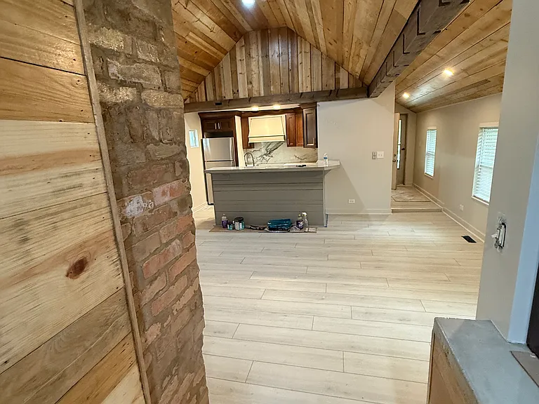 7103 Elton Ave — Photo 6