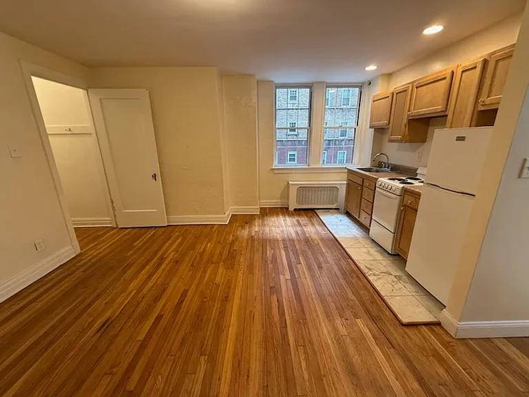 New King Edward Apartments — Photo 18