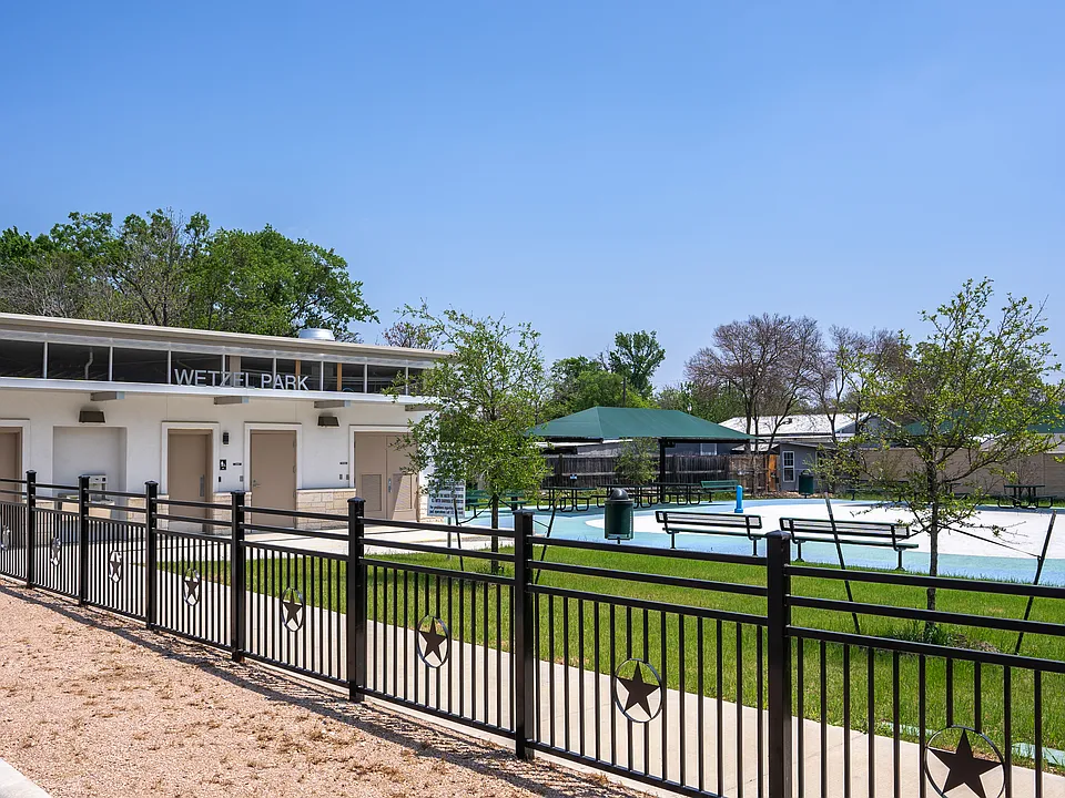 Stubblefield Park Apartments